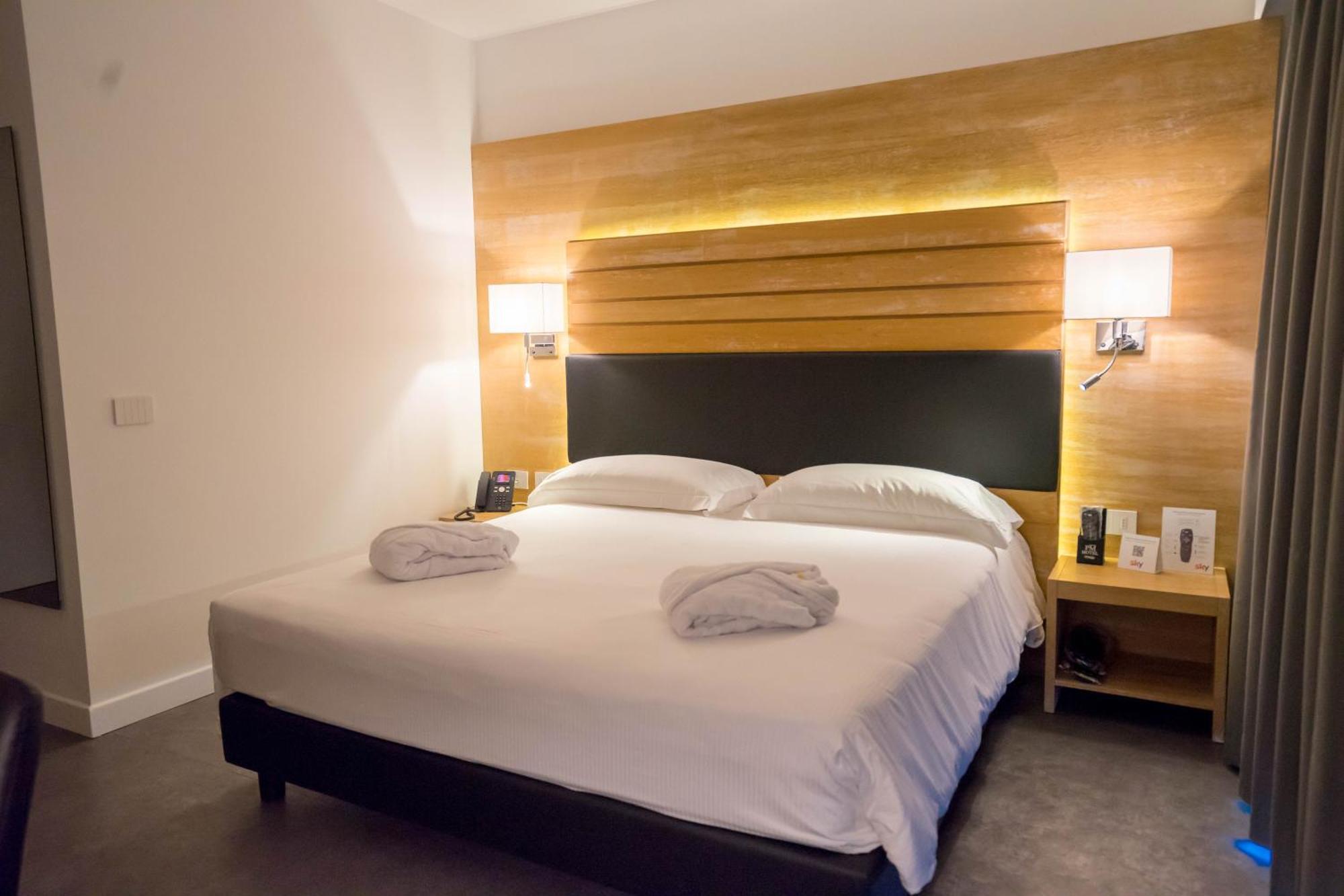 Pm Hotel Catanzaro Buitenkant foto