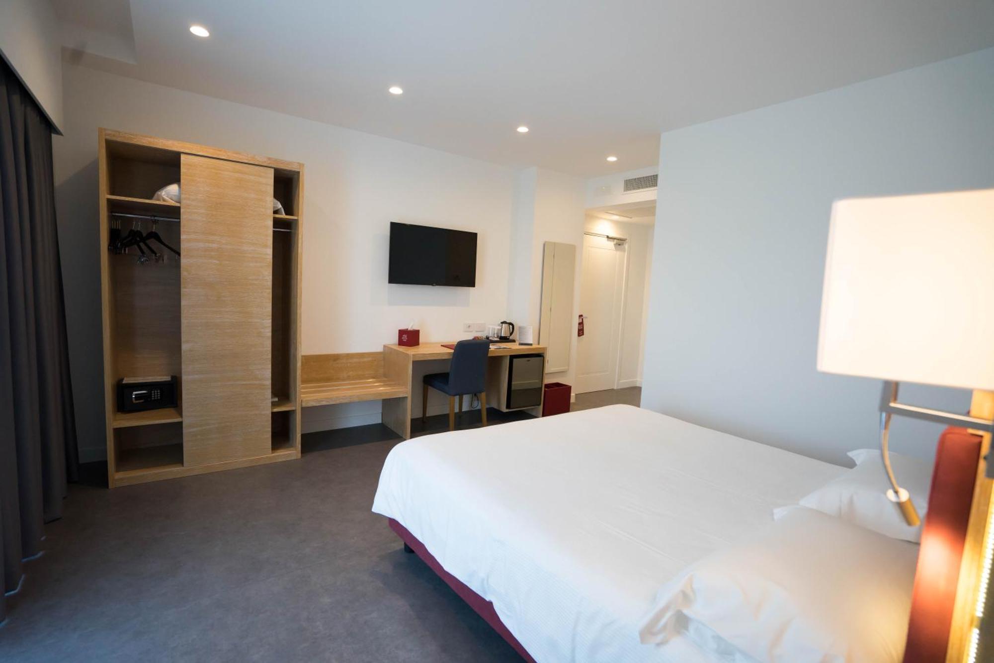 Pm Hotel Catanzaro Buitenkant foto