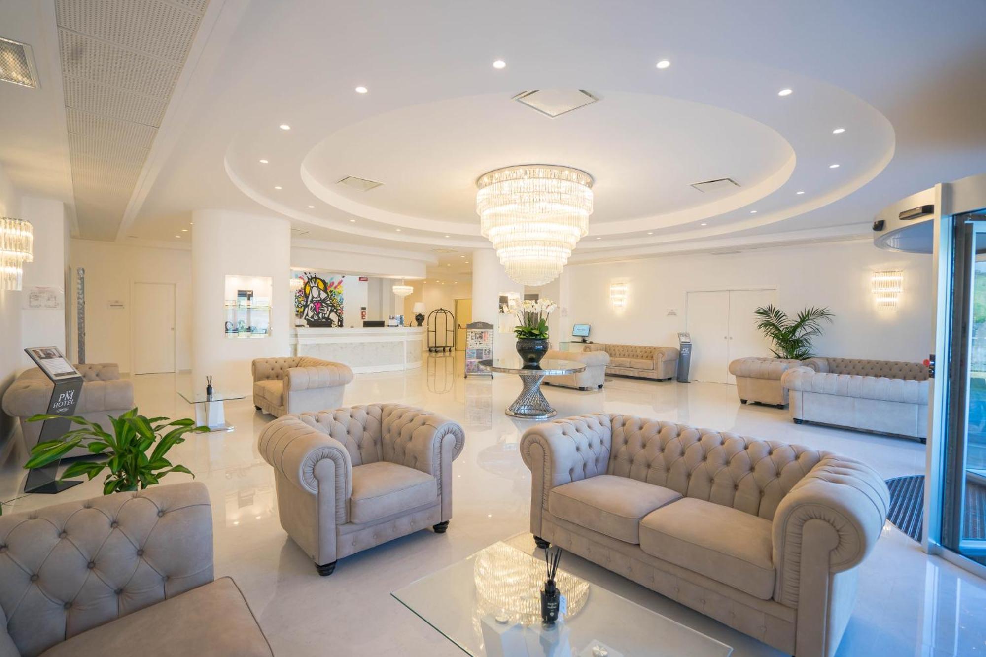 Pm Hotel Catanzaro Buitenkant foto
