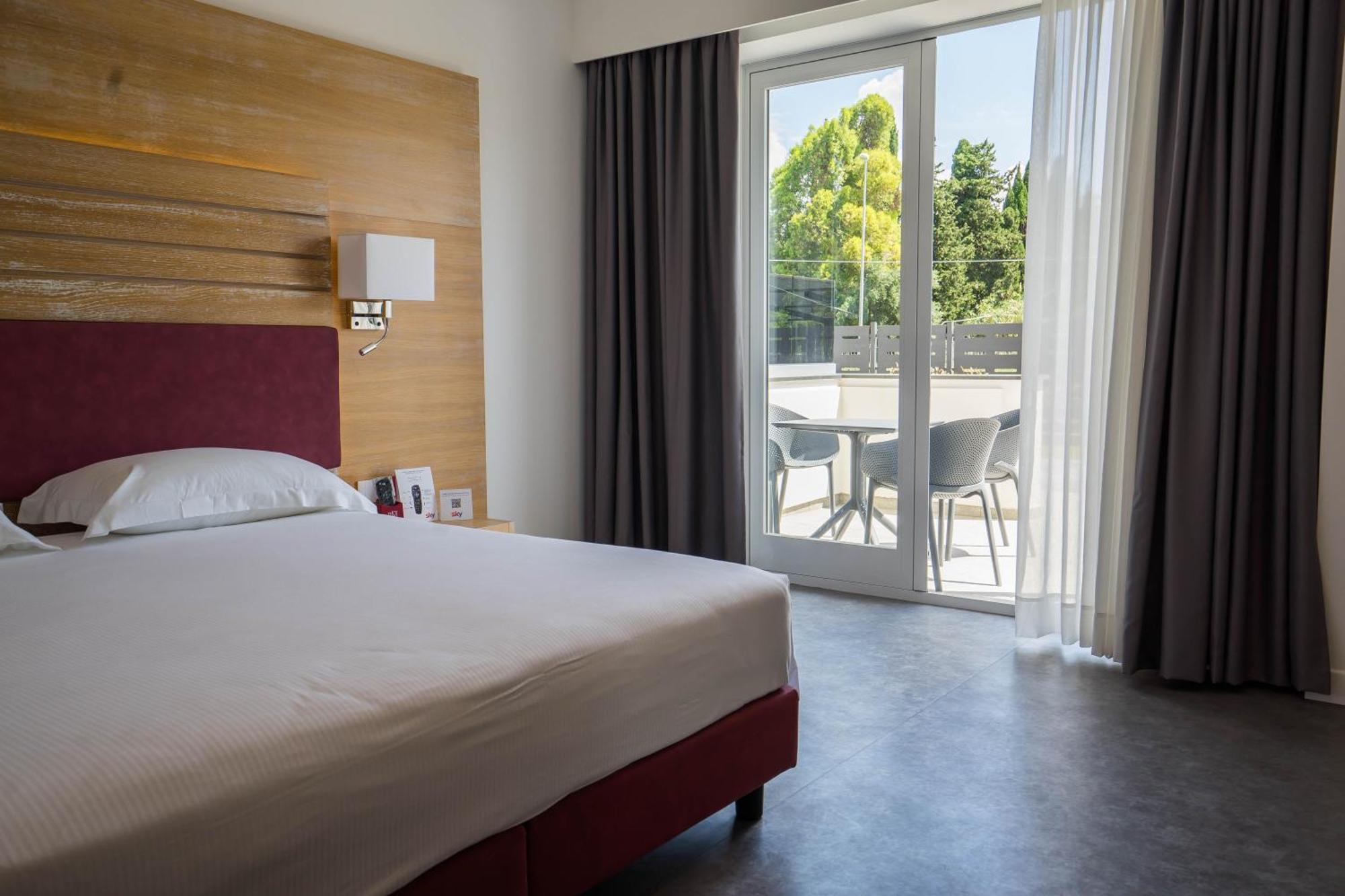 Pm Hotel Catanzaro Buitenkant foto