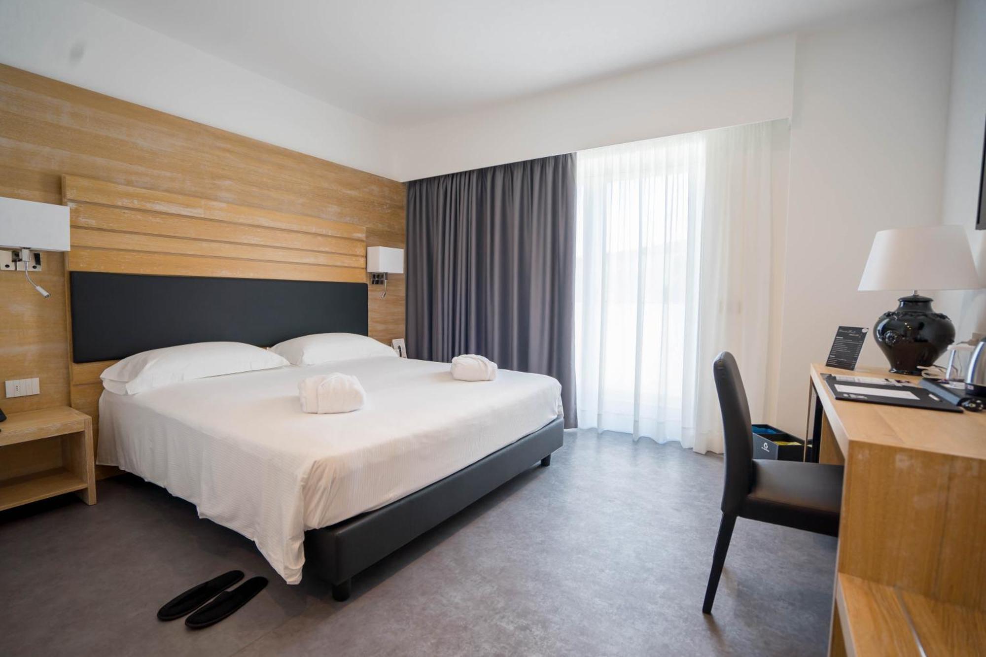 Pm Hotel Catanzaro Buitenkant foto